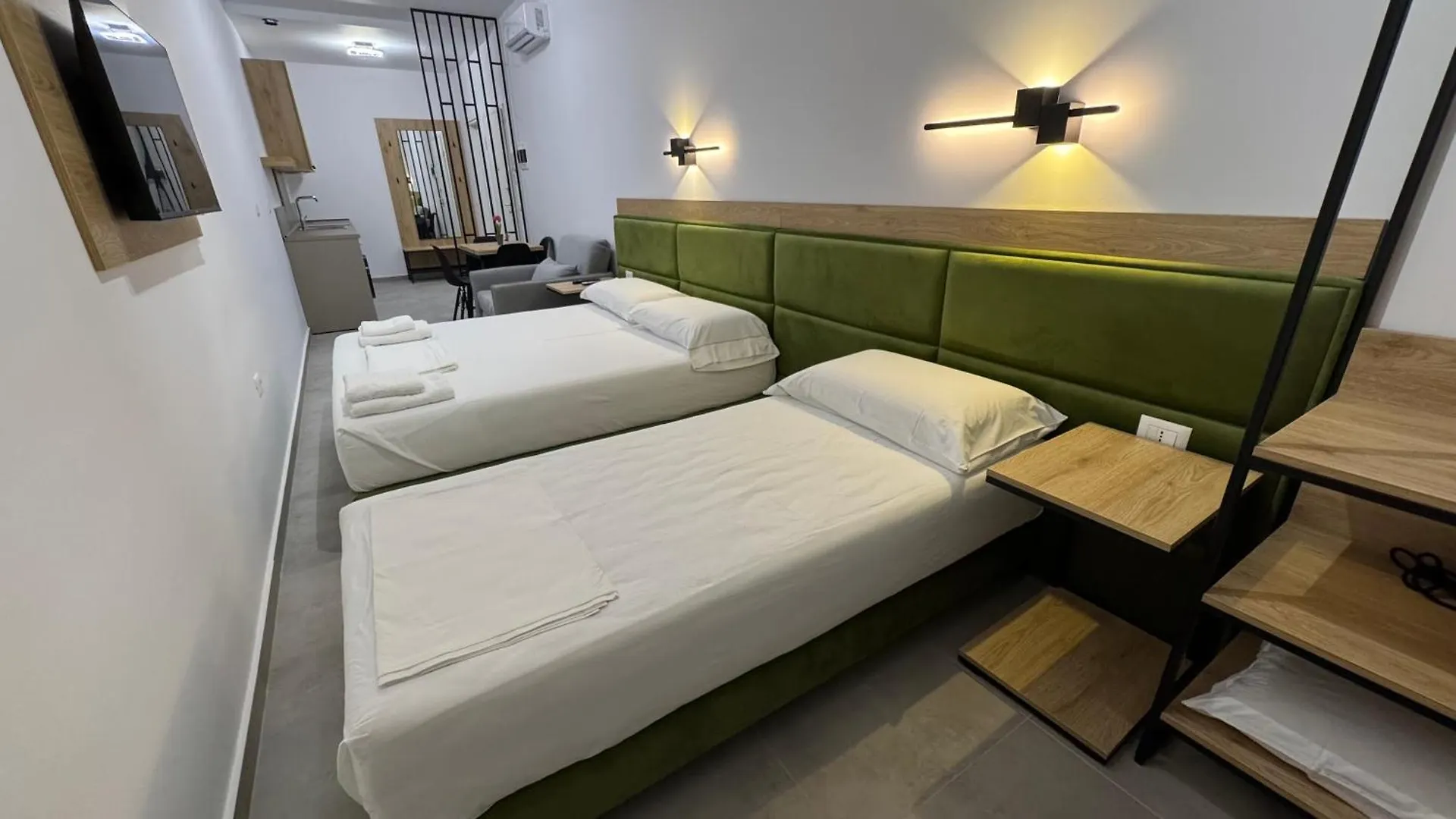Krist Room Dhërmi